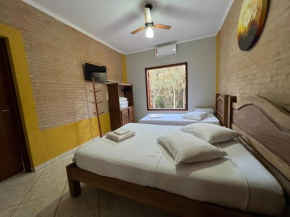 Pousada e Camping Claro Casa de Pedra